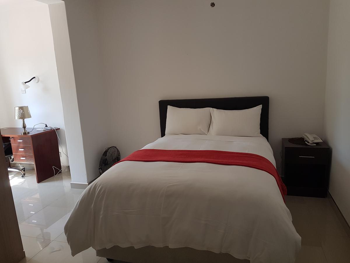 Mt Pleasant Bed And Breakfast Ltd ハラレ エクステリア 写真