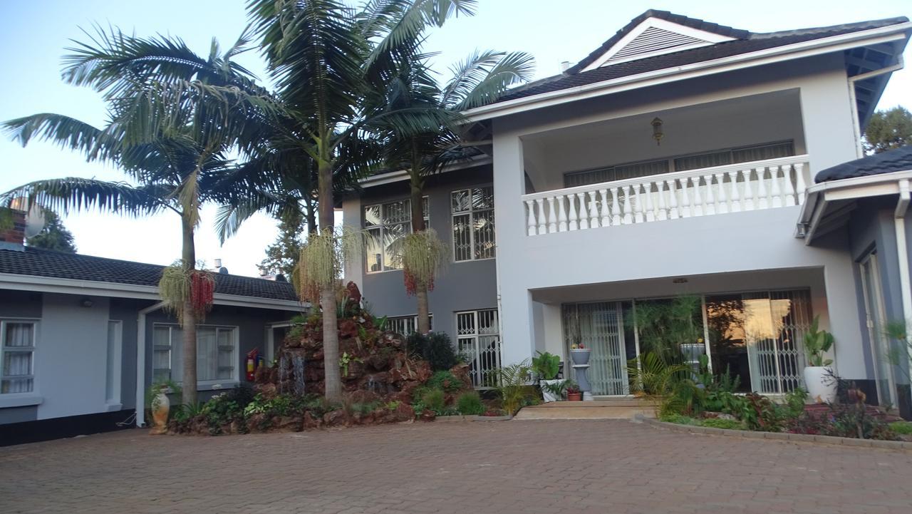 Mt Pleasant Bed And Breakfast Ltd ハラレ エクステリア 写真